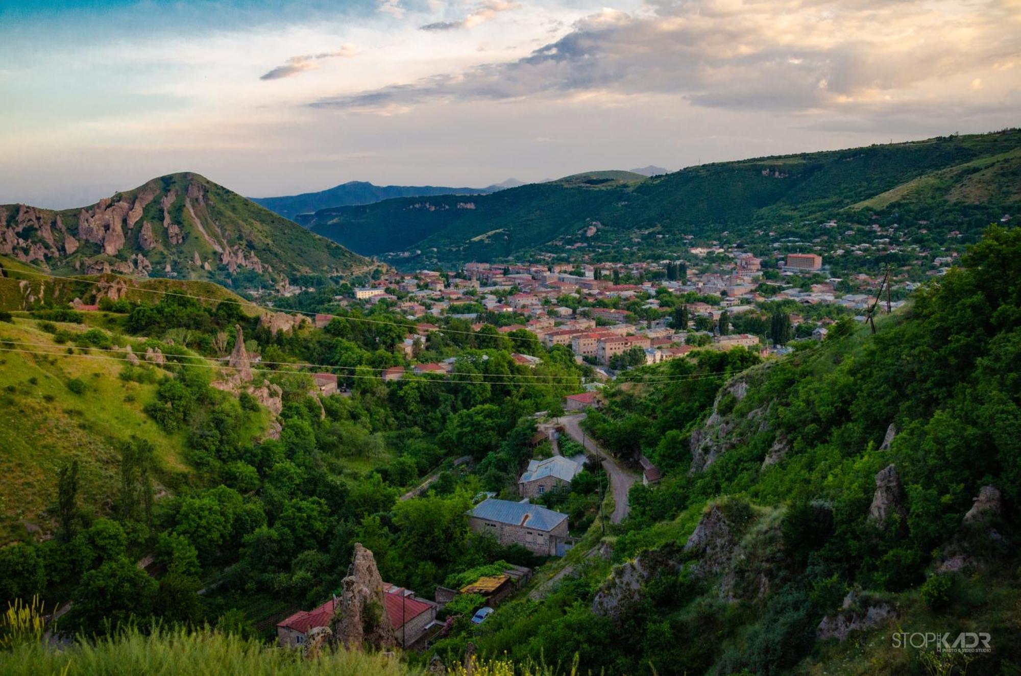 Khoreayi Dzor غوريس المظهر الخارجي الصورة