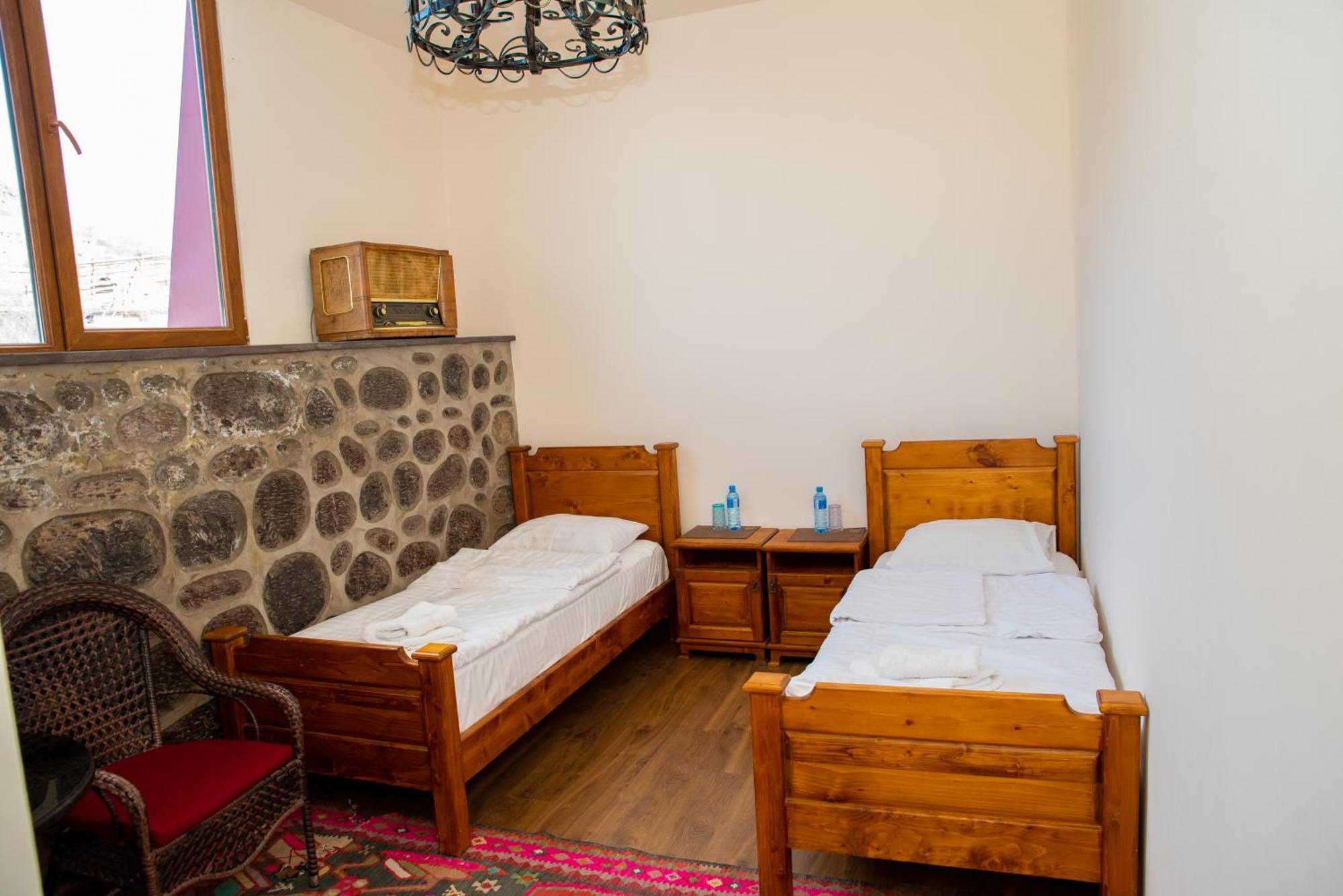 Khoreayi Dzor غوريس المظهر الخارجي الصورة