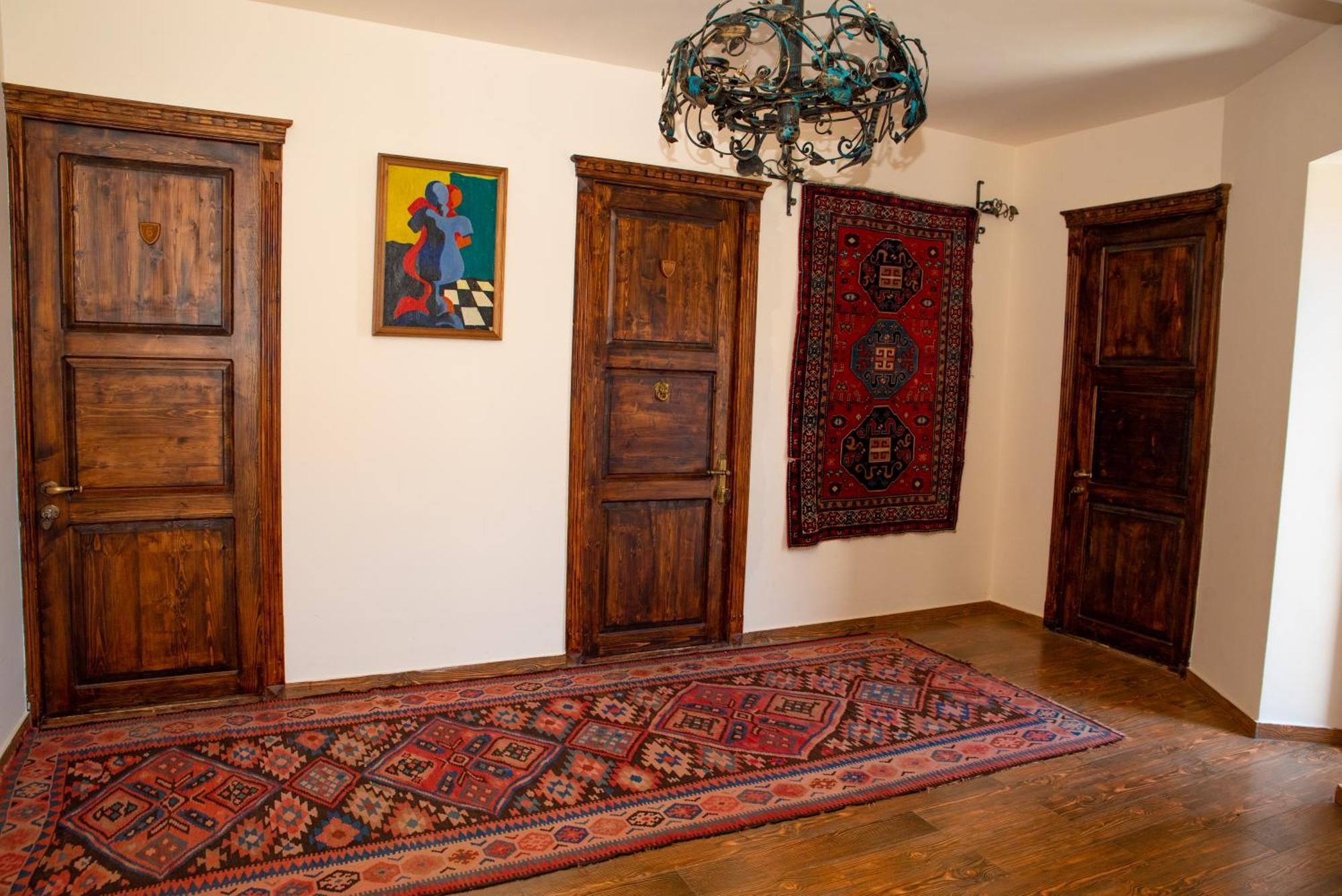 Khoreayi Dzor غوريس المظهر الخارجي الصورة